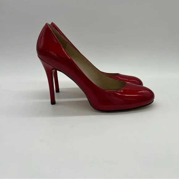 Stuart Weitzman Red Patent Leather Pumps Size 9.5 N - Picture 12 of 13